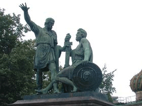 Памятник Минину и Пожарскому. Фото www.dix.ru (с)