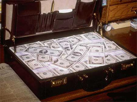 Деньги. Фото www.anekdotov.net (с)