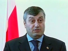 Эдуард Кокойты, президент Южной Осетии. Фото: finbit.ru (с)