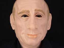 Маска президента Владимира Путина. Фото: raimag.ru