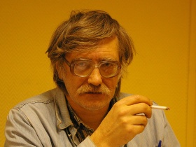 Александр Хатов