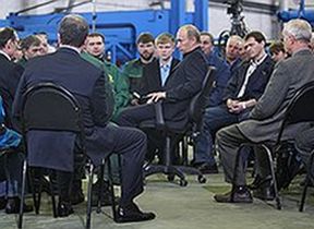 Владимир Путин на Тверском вагоностроительном заводе. Фото: kommersant.ru