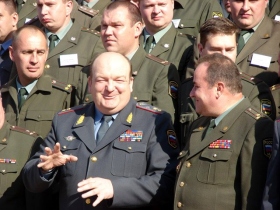 Александр Реймер (в центре). Фото: http://keep4u.ru/
