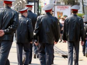 Милиция, фото Виктора Надеждина, Каспаров.Ru