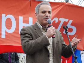 Гарри Каспаров на митинге-концерте "Солидарности". Фото Каспарова.Ru