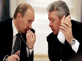 Владимир Путин и Сергей Собянин. Фото с сайта www.morrisonworldnews.com