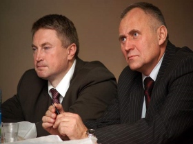 Дмитрий Усс и Николай Статкевич. Фото с сайта www.telegraf.by