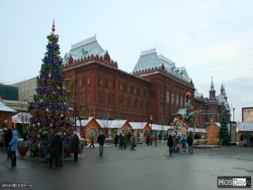Площадь революции. Фото с сайта mosday.ru
