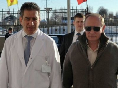 Путин в госпитале Лапино. Фото из блога efa2007.livejournal.com
