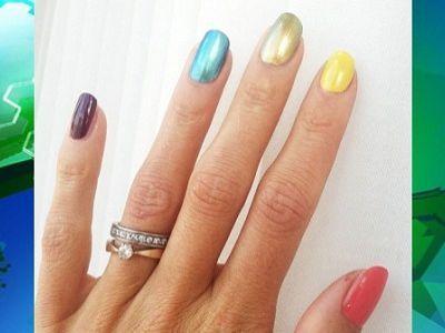 Ногти в цветах ЛГБТ-флага