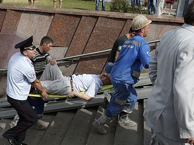 Родственникам погибших в аварии в метро выплатят по 1 млн рублей. Фото: itar-tass.com