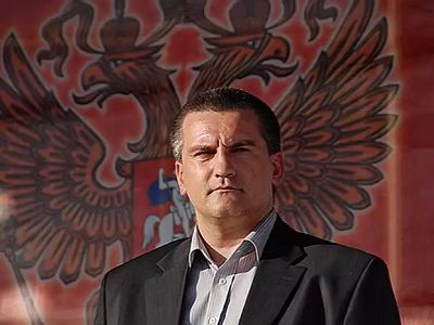 Аксенов, глава Крыма. Фото: football24.ua