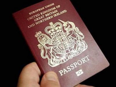 Паспорт гражданина Великобритании. Фото: standard.co.uk