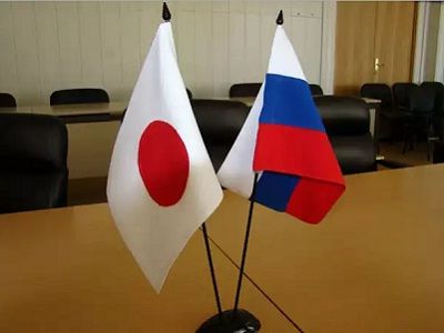 Япония и Россия. Источник - http://ruposters.ru/