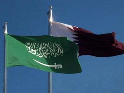 Флаги Саудовской Аравии и Катара. Источник - orientalreview.org