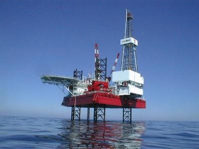 Оборудование "Лукойла" на месторождении нефти в Балтийском море. Фото: yaostrov.ru