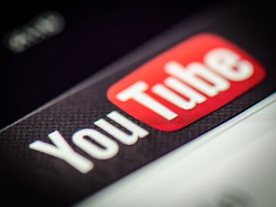 Видеоблогер Kamikadze обвинил русский кабинет YouTube в цензуре в пользу Кремля Видеоблогер Kamikadze обвинил русский кабинет YouTube в цензуре в пользу Кремля