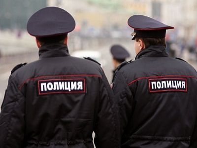 Полицейские. Фото: mk.ru