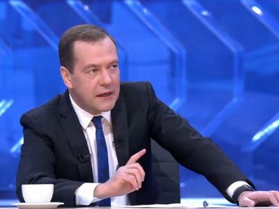 Д. Медведев на большой пресс-конференции 30.11.17. Фото: nakanune.ru