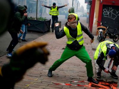 Протесты "желтых жилетов" во Франции. Фото: AFP