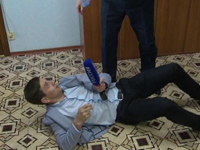 Напавший на журналиста хакасский чиновник подал встречное заявление об оскорблении власти