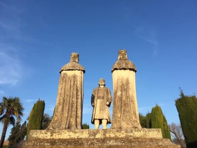 Памятник Колумбу, Изабелле и Фердинанду в Кордове. Фото: Карина Кокрэлл-Фере