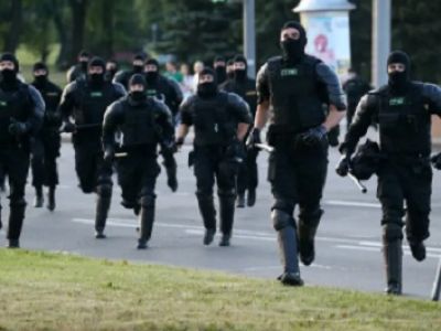 ОМОН в Минске, 10.08.2020. Фото: Наталия Федосенко / ТАСС / Scanpix / LETA