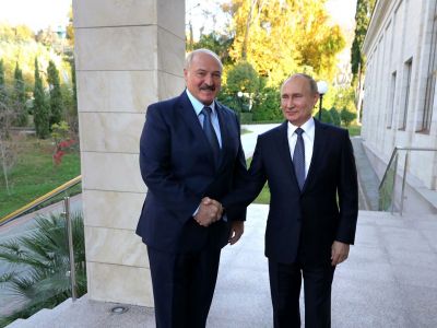 Александр Лукашенко и Владимир Путин. Фото: Михаил Климентьев / РИА Новости