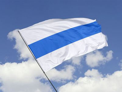 Бело-сине-белый флаг Фото: memepedia.ru