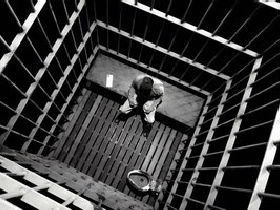 Тюрьма. Фото с сайта: www.express.kirov.ru