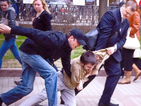 Задержание Олега Козловского на "Марше несогласных" в Москве 6 мая. Фото Собкор®ru.