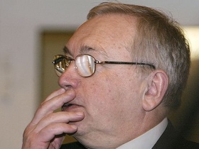 Владимир Лукин. Фото с сайта kommersant.ru