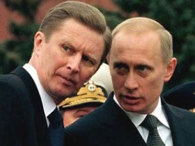 Владимир Путин и Сергей Иванов. Фото: http://r.foto.radikal.ru
