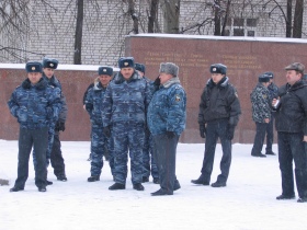 Милиционеры, фото Мария Петрова, Каспаров.Ru