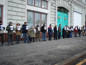 Администрация президента и активисты "Солидарности". Фото Каспарова.Ru