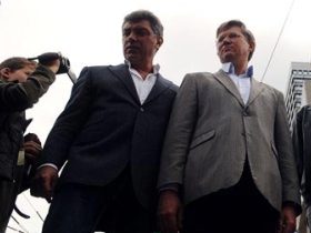 Борис Немцов и Владимир Рыжков. Фото Вероники Максимюк ("Новая Газета")