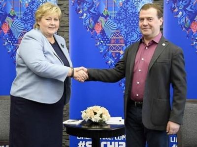 Встреча Эрны Сульберг и Дмитрия Медведева (dagbladet.no)