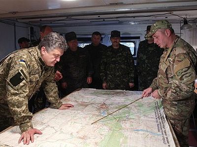 Порошенко утвердил план установления контроля над Донецком и Луганском. Фото: ria.ru