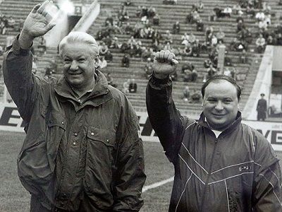 Б.Н.Ельцин и Е.Т.Гайдар. Источник - http://img1.liveinternet.ru/