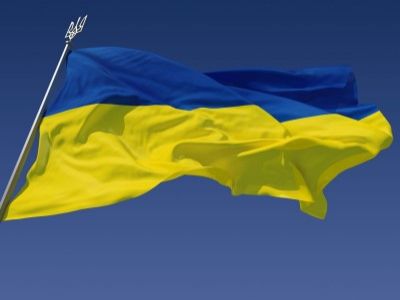 Украинский флаг. Фото: wallpapersma.com