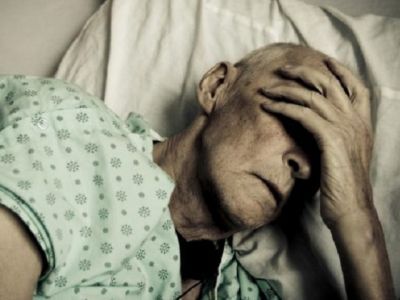 Внук смог инкогнито проникнуть в томский ковидный госпиталь, где погибала его бабушка