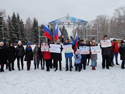 Митинг против урановых "хвостов". Фото: Надежда Райн, Каспаров.Ru