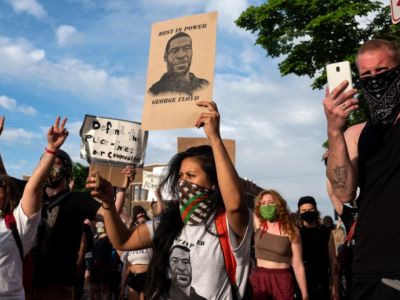 Демонстрация протеста в США, июнь 2020. Фото: Getty Images