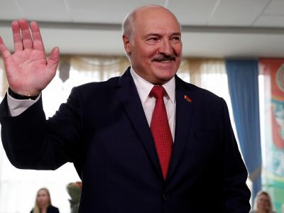 Президент Беларуси Александр Лукашенко после голосования на парламентских выборах в Минске, Беларусь, 17 ноября 2019 года. Фото: Vasily Fedosenko / REUTERS