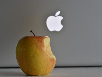 Apple - гнилое яблоко. Иллюстрация: ITCyber.ru
