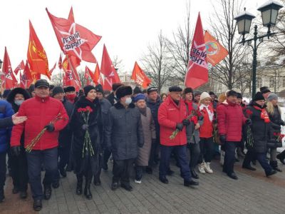 Власти Свердловской области отказали КПРФ провести акцию