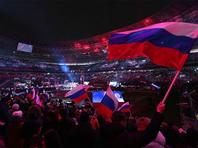 Яшин потребовал наказать организаторов концерта "Крымская весна", на котором выступал Путин