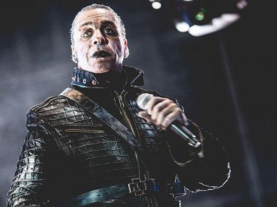 Лидер Rammstein отказался выступать на фестивале в Твери после визита полиции