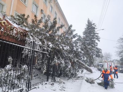 Последствия урагана в Ставрополе. Фото: Главное управление МЧС России по Ставропольскому краю