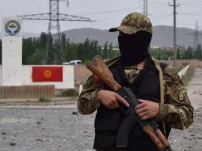 Кыргызстан и Таджикистан подписали протокол о "стабилизации ситуации и установлении мира"